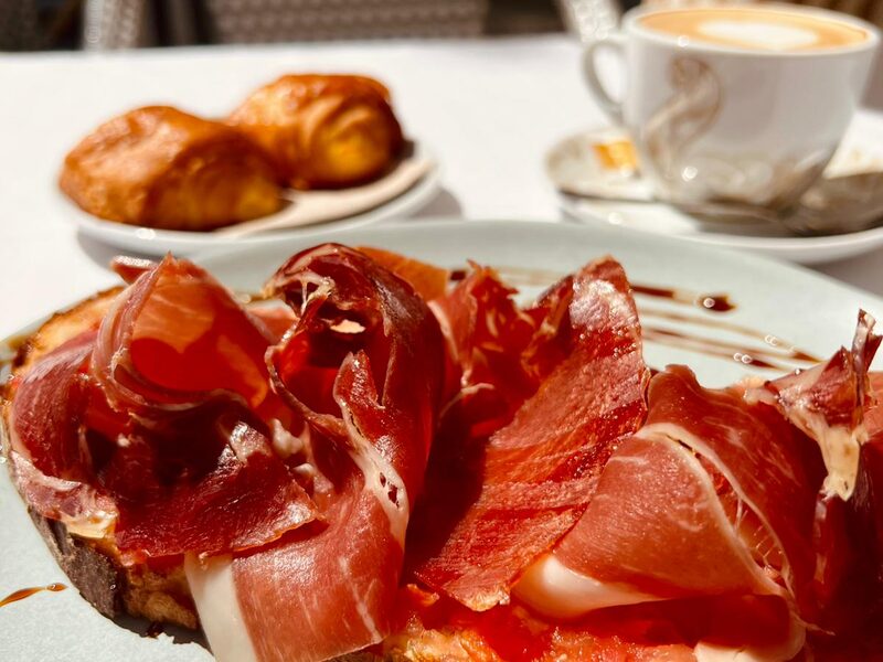 Galician breakfast and gastronomy